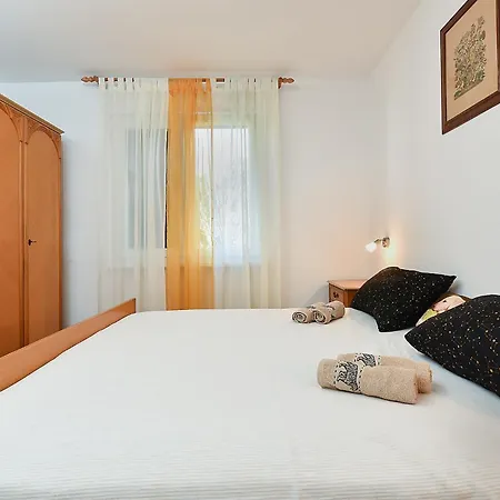 Klaudija 1178 * Fažana